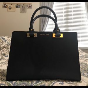 Quinn Large Saffiano Satchel in GREAT condition!